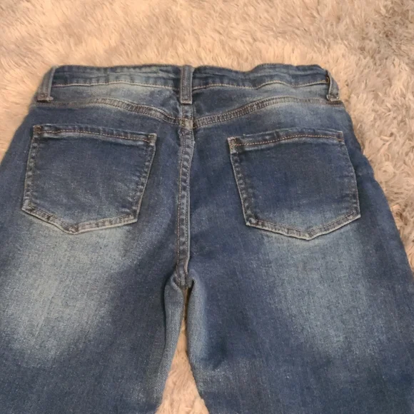 Distressed Blue Women's Jeans Forever 21 - Picture 8 of 14